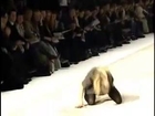 FUNNY- Models & Celebs fall down!!